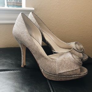 Caparros Heels- SO CUTE!